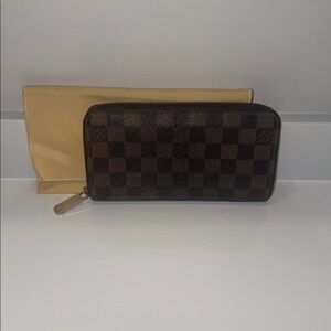 🚨FLASH SALE - Authentic Louis Vuitton Damier Ebene Wallet with COA🚨